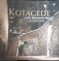 Image of Kota Gede
Life Between Walls